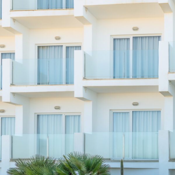 Lámina ECODRY50 Balcones y terrazas de REVESTECH